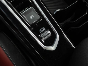Внедорожник Geely Coolray 2024 года, 2249000 рублей, Тюмень