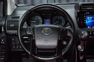 Внедорожник Toyota Land Cruiser Prado 2016 года, 3499000 рублей, Красноярск