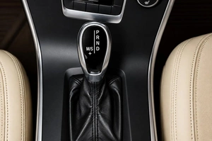 Внедорожник Volvo XC60 2013 года, 2529000 рублей, Челябинск