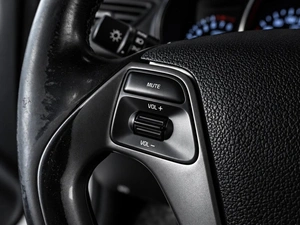 Седан Kia Rio 2015 года, 949000 рублей, Тюмень