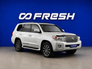 Внедорожник Toyota Land Cruiser 2015 года, 3100444 рублей, Москва