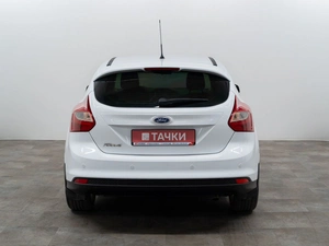 Хетчбэк Ford Focus 2013 года, 850000 рублей, Красноярск