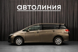 Минивэн Toyota Wish 2009 года, 1265000 рублей, Красноярск