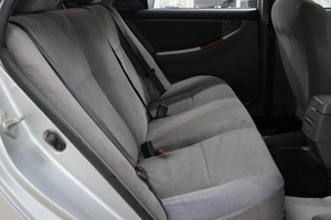 Седан Toyota Corolla 2001 года, 449000 рублей, Омск