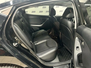 Седан Hyundai Avante 2011 года, 889000 рублей, Красноярск