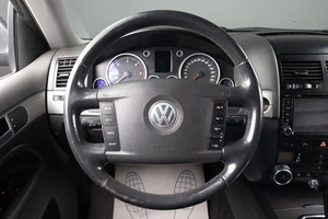 Внедорожник Volkswagen Touareg 2005 года, 989000 рублей, Оренбург