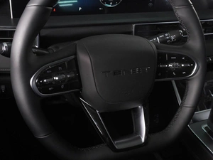 Внедорожник Tenet T4L 2026 года, 2299000 рублей, Красный Пахарь