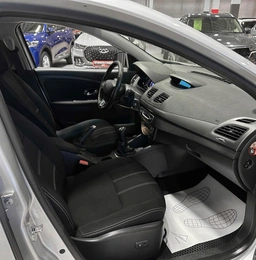 Хетчбэк Renault Megane 2013 года, 640000 рублей, Красноярск