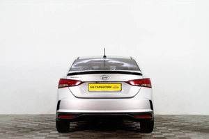 Седан Hyundai Solaris 2021 года, 1529000 рублей, Сургут