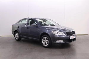 Хэтчбек Skoda Octavia 2013 года, 990000 рублей, Брянск