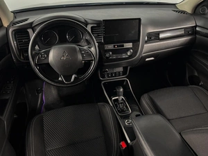 Внедорожник Mitsubishi Outlander 2019 года, 1895200 рублей, Казань