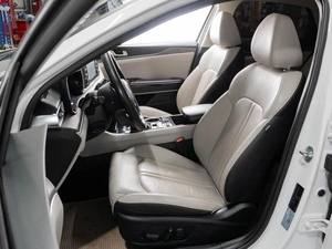 Седан Kia K5 2020 года, 2385000 рублей, Тюмень