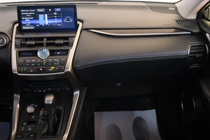 Внедорожник Lexus NX 2015 года, 3449000 рублей, Омск