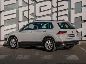 Внедорожник Volkswagen Tiguan 2018 года, 2899000 рублей, Краснодар