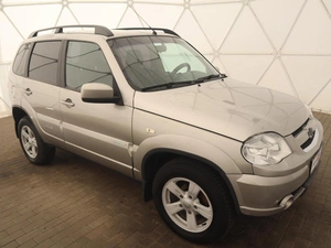Внедорожник Chevrolet Niva 2014 года, 645000 рублей, Орёл