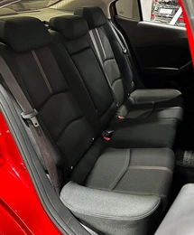 Хетчбэк Mazda 3 2017 года, 1740000 рублей, Красноярск