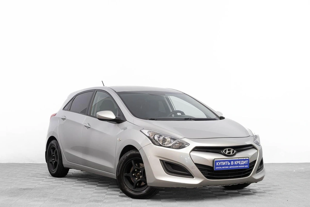 Хетчбэк Hyundai i30 2013 года, 999000 рублей, Барнаул