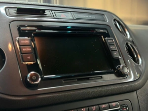 Внедорожник Volkswagen Tiguan 2013 года, 1547000 рублей, Красноярск