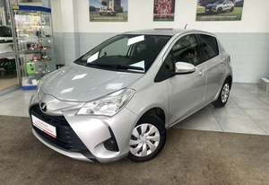 Хетчбэк Toyota Vitz 2018 года, 975000 рублей, Красноярск