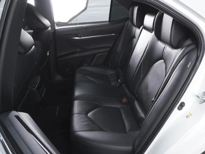 Седан Toyota Camry 2019 года, 3050000 рублей, Ростов-на-Дону