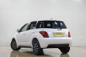 Хетчбэк Toyota Ist 2002 года, 449000 рублей, Новокузнецк