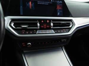 Седан BMW 3 серия 2019 года, 4699046 рублей, Москва