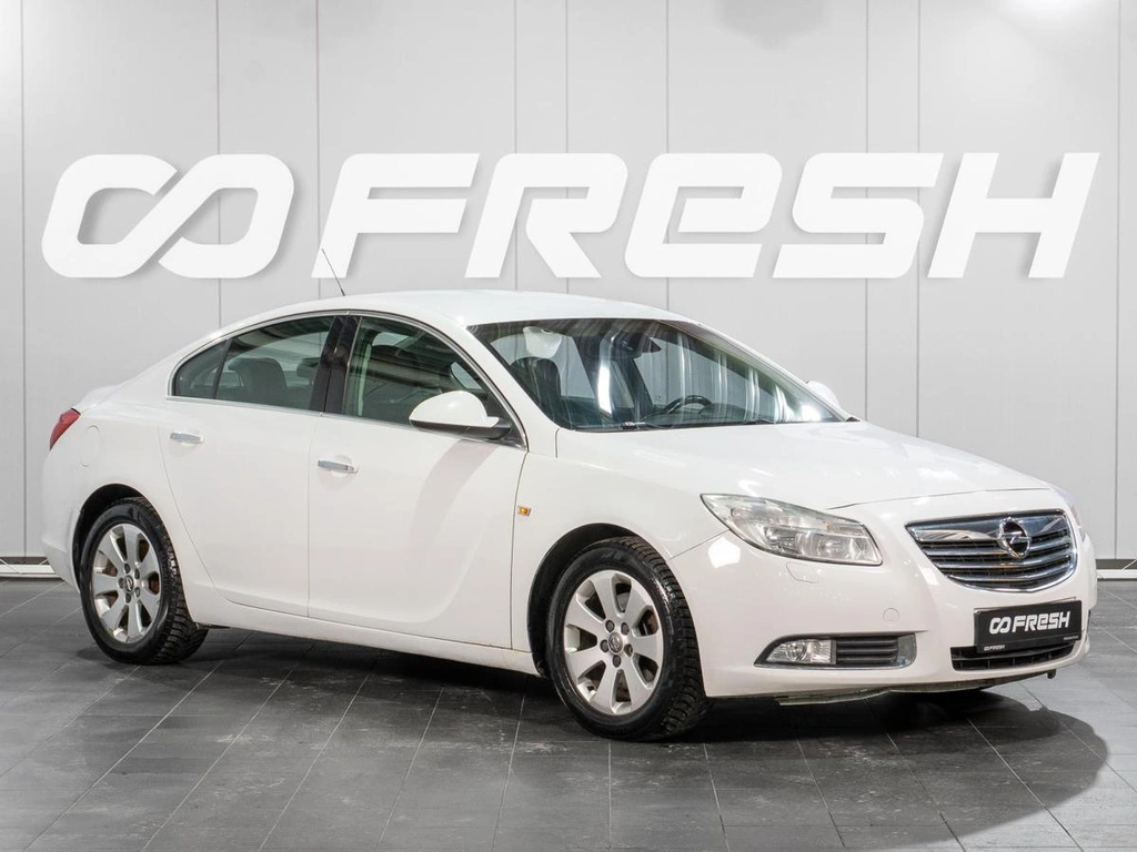 Седан Opel Insignia 2012 года, 999000 рублей, Сургут