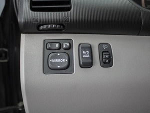 Пикап Mitsubishi L200 2012 года, 1120000 рублей, Омск