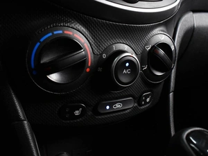 Хетчбэк Hyundai Solaris 2014 года, 999000 рублей, Воронеж