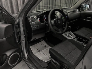 Внедорожник Suzuki Grand Vitara 2005 года, 750000 рублей, Красноярск