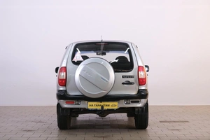 Внедорожник Chevrolet Niva 2007 года, 469000 рублей, Омск