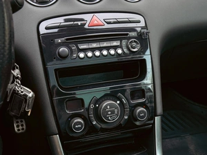 Хетчбэк Peugeot 308 2012 года, 680000 рублей, Краснодар