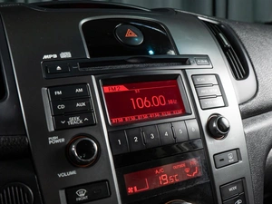 Седан Kia Cerato 2009 года, 950000 рублей, Волгоград