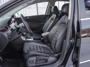 Седан Volkswagen Passat 2009 года, 860000 рублей, Волгоград