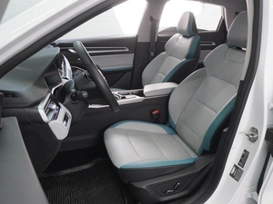 Седан Geely Emgrand 2023 года, 1699000 рублей, Воронеж