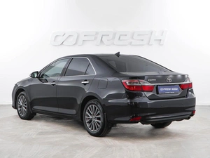 Седан Toyota Camry 2018 года, 2497434 рублей, Москва