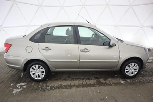 Седан ВАЗ (LADA) Granta 2019 года, 750000 рублей, Орёл