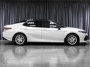 Седан Toyota Camry 2022 года, 4135000 рублей, Тюмень