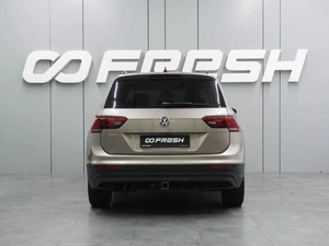 Внедорожник Volkswagen Tiguan 2019 года, 2399000 рублей, Воронеж