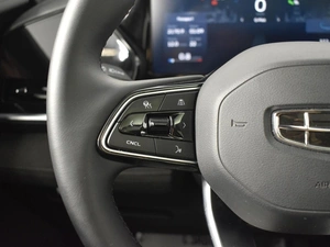 Внедорожник Geely Monjaro 2024 года, 3650100 рублей, Казань