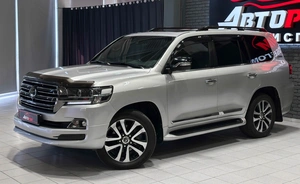 Внедорожник Toyota Land Cruiser 2018 года, 6900000 рублей, Красноярск