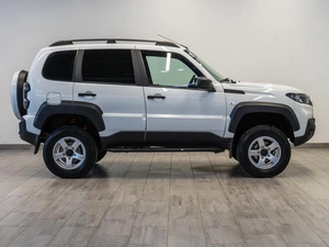 Внедорожник ВАЗ (LADA) Niva Travel 2024 года, 1499000 рублей, Саратов