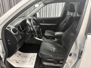 Внедорожник Suzuki Grand Vitara 2012 года, 1150000 рублей, Красноярск