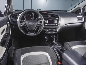 Хетчбэк Kia Ceed 2013 года, 1170000 рублей, Ростов-на-Дону