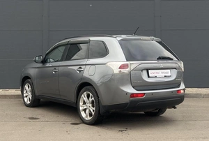 Внедорожник Mitsubishi Outlander 2012 года, 1300000 рублей, Солонцы