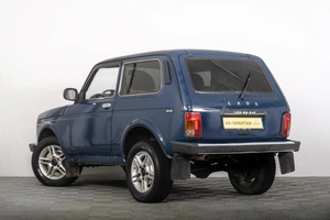 Внедорожник ВАЗ (LADA) 4x4 (Нива) 2010 года, 399000 рублей, Томск