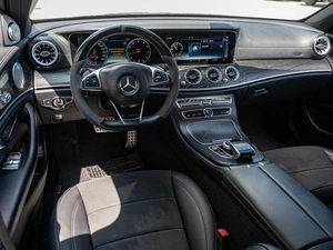 Седан Mercedes-benz E-класс 2017 года, 2730000 рублей, Краснодар