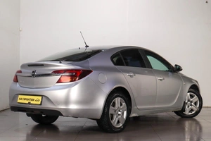 Лифтбек Opel Insignia 2013 года, 769000 рублей, Челябинск
