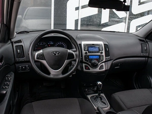 Хетчбэк Hyundai i30 2011 года, 960000 рублей, Краснодар