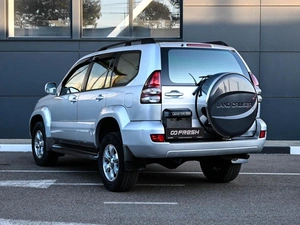 Внедорожник Toyota Land Cruiser Prado 2005 года, 1924000 рублей, Кирилловка